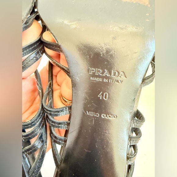 Prada Vintage Black Leather Caged Strappy Elongated toe pumps EU 40 - Picture 8 of 8